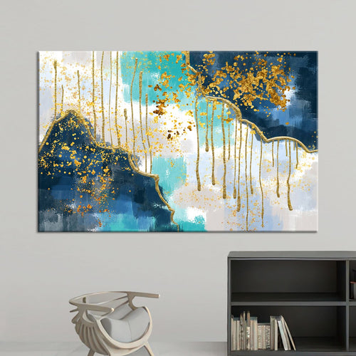 Златен дожд на планинскиот хоризонт