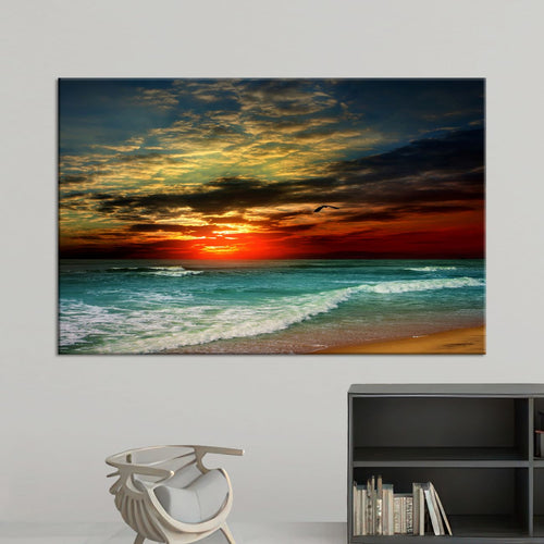 Огнено зајдисонце над морето