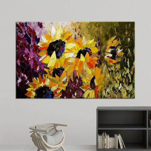 Скриени сонца во цветот