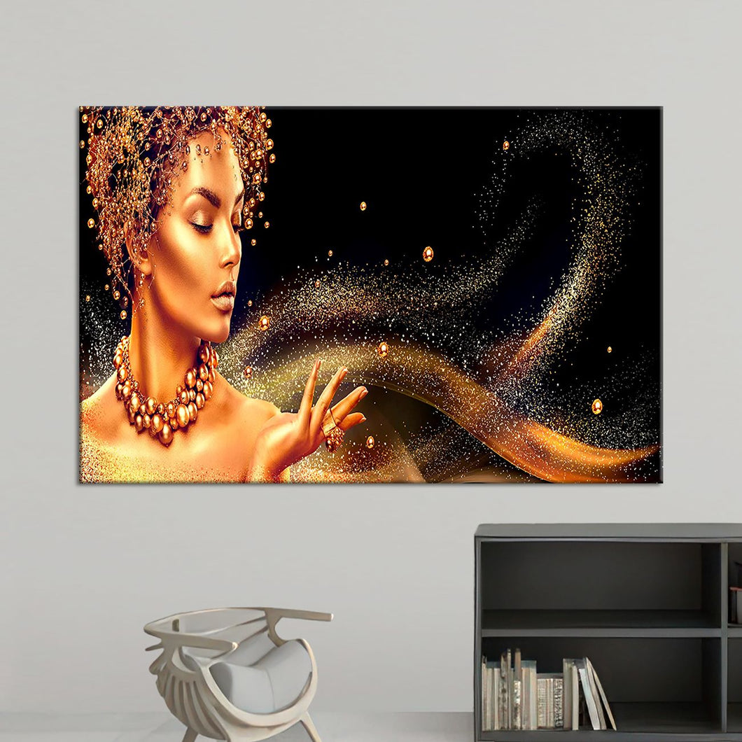 Девојка во злато