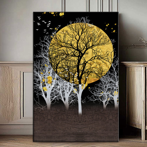 Дрвото под златната месечина