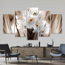 Вчитај ја сликата во галериски мод за гледање, Цветни потези на светлина