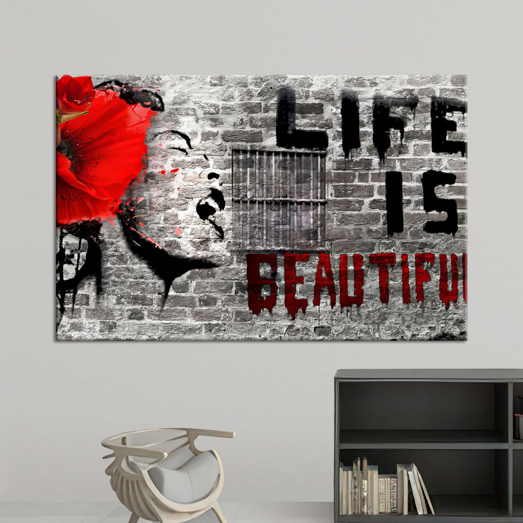 Животот е убав